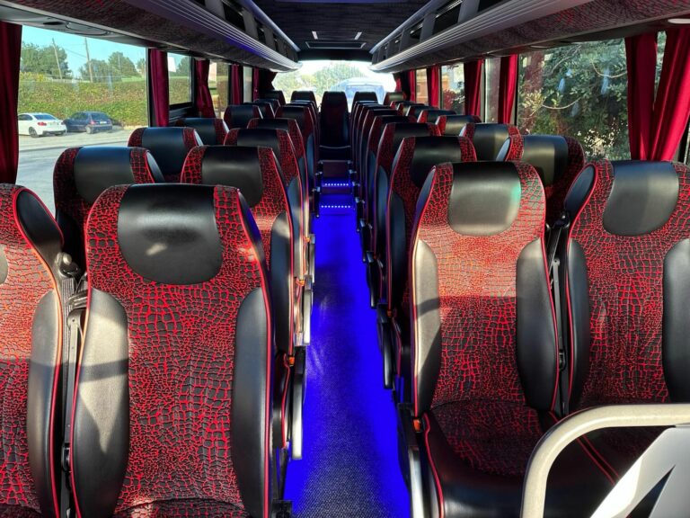 Interni Bus 36 posti